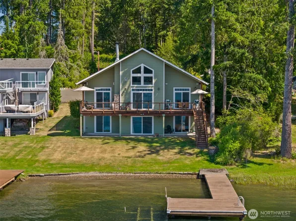 1321 E Mason Lake Drive E, Grapeview, WA 98546