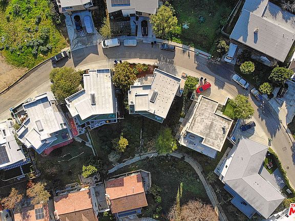 4th image of 4231 Scandia Way