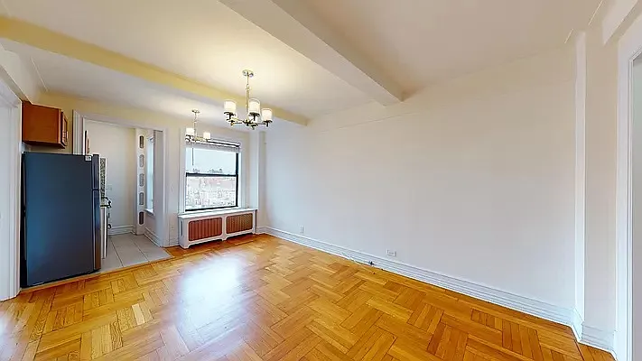Rented by Bond New York | media 20