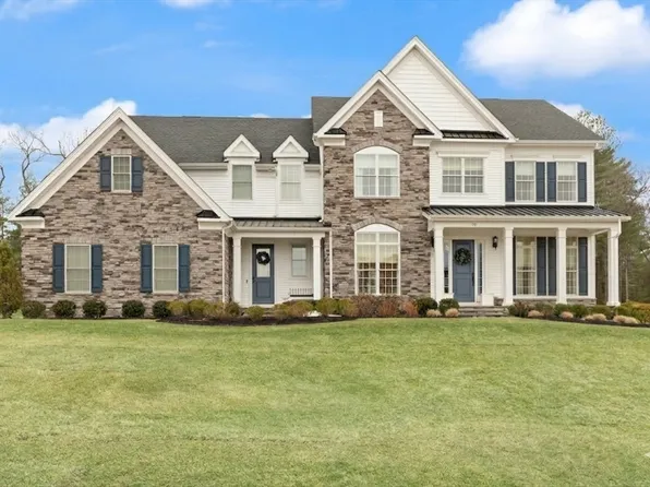 65 Foundry Ln, Canton, MA 02021