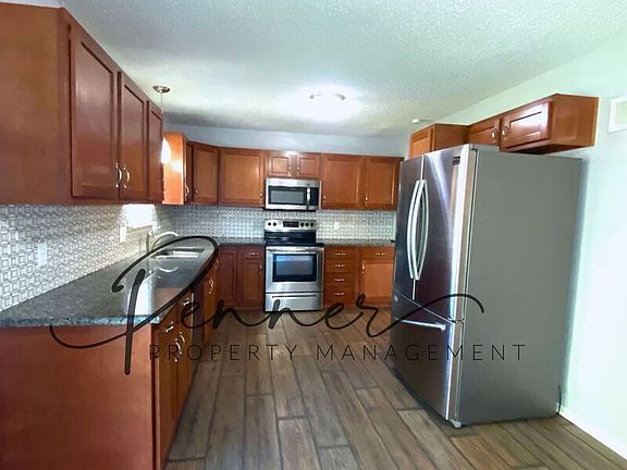 3rd image of 2309 SW Keystone Dr