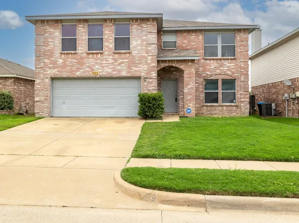 5241 Emmeryville Ln, Fort Worth, TX 76244