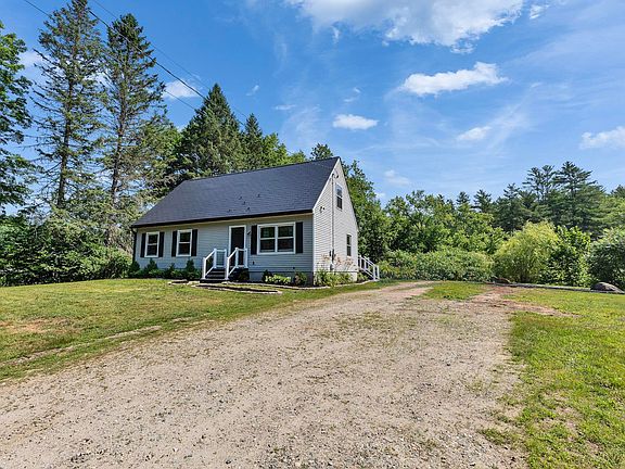 4th image of 229 Back Ashuelot Road