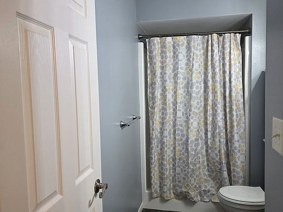 5th image of 69 McCarthy Dr