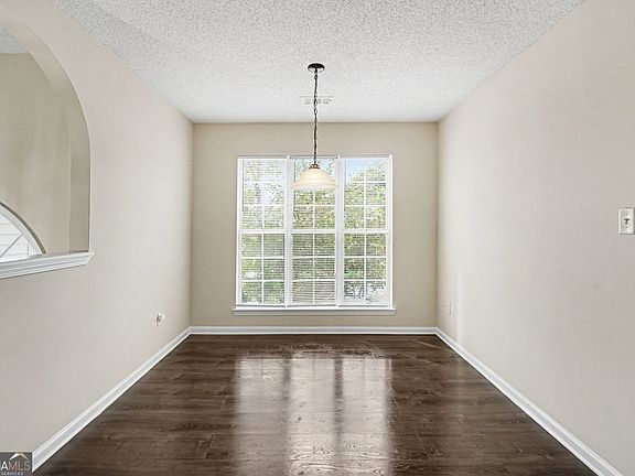 2nd image of 4824 Buchli Ln