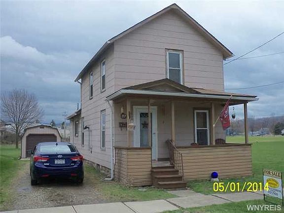 5th image of 157 Grossman Ave