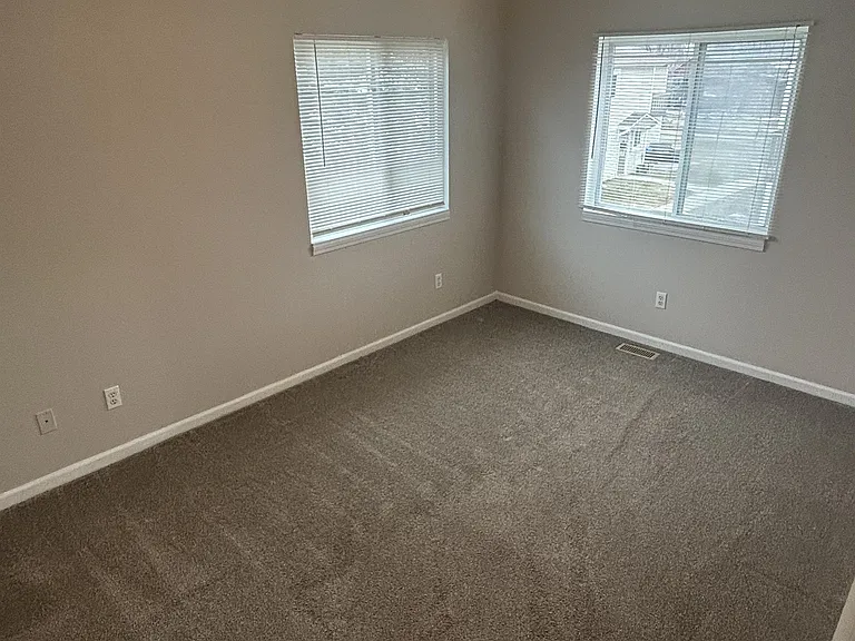 157 Atwater St #B — Photo 5