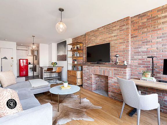 2nd image of 354 W 12th St #4AB