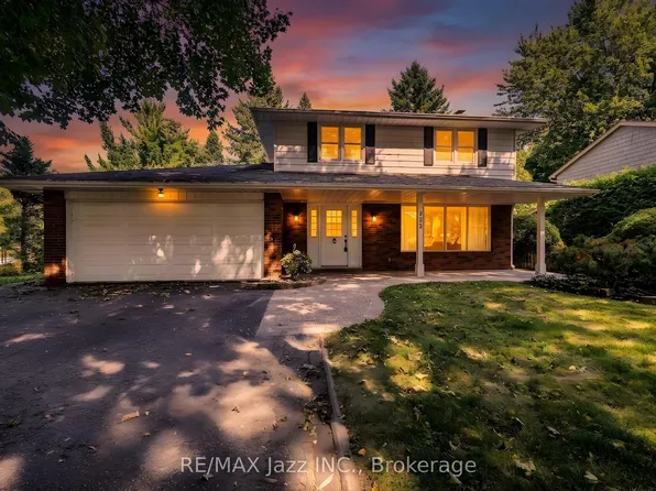 233 Wellington St, Whitby, ON L1N 5L7