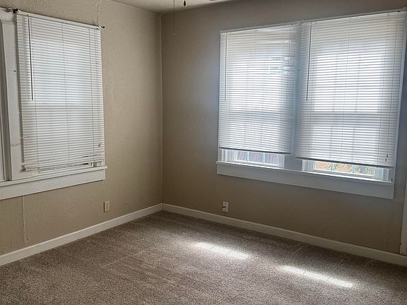 4th image of 1304 W Pine Ave