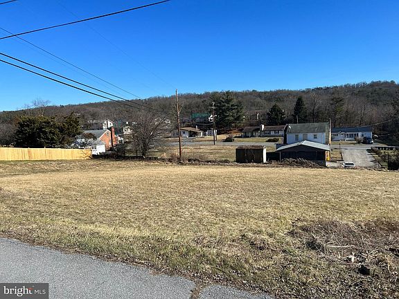 4th image of Maryland Ave