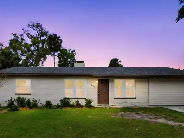 748 Colfax Dr, Daytona Beach, FL 32114