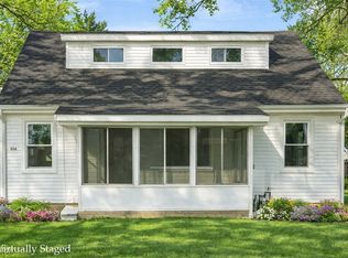 954 Bryce Ave, Aurora, OH 44202