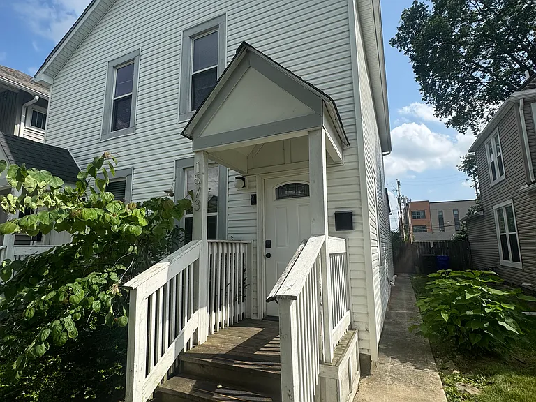 1573 E Rich St — Photo 1