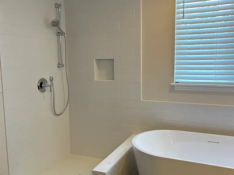 211 E Greenfield Cir #105 — Photo 11