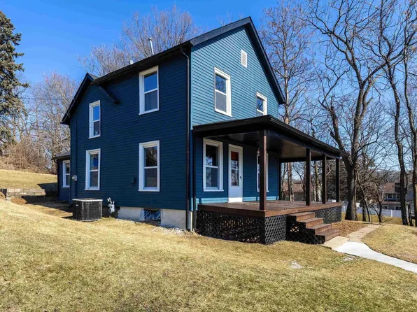 2020 E 12th St, Davenport, IA 52803