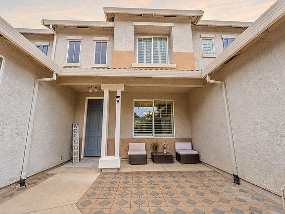 3rd image of 9531 Hollow Creek Way