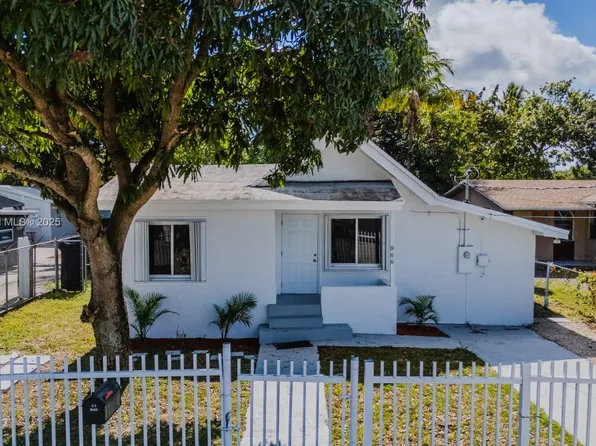 866 NW 108th St, Miami, FL 33168