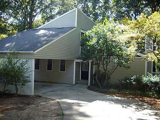 2nd image of 3530 Brookhill Cir
