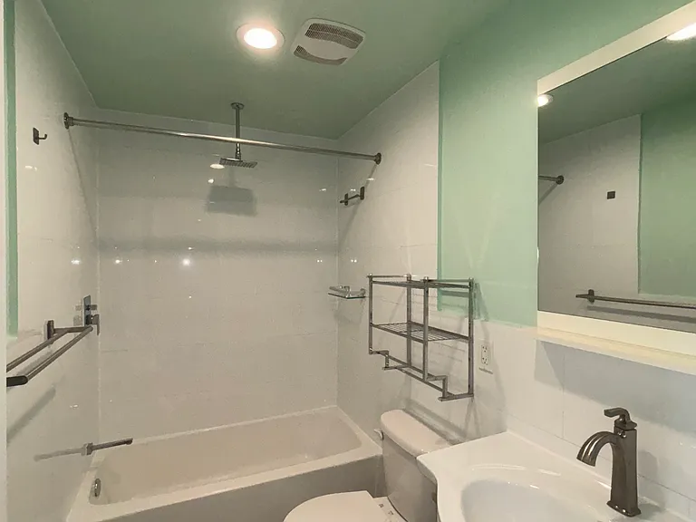 249 S 49th St #214 — Photo 16