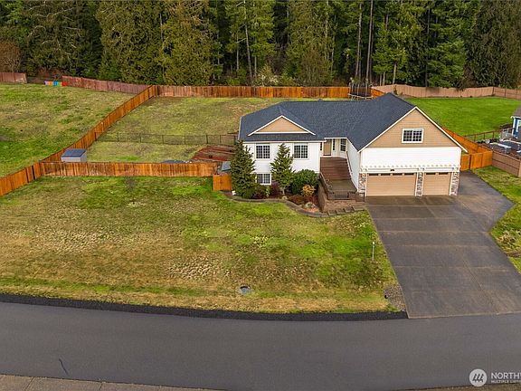 2nd image of 9127 Fox Ridge Lane SE