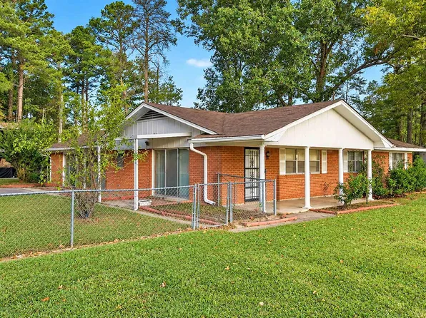 210 N Evans Rd, Pine Bluff, AR 71602