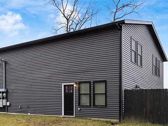 3rd image of 13134 Pine Rd NE #13134