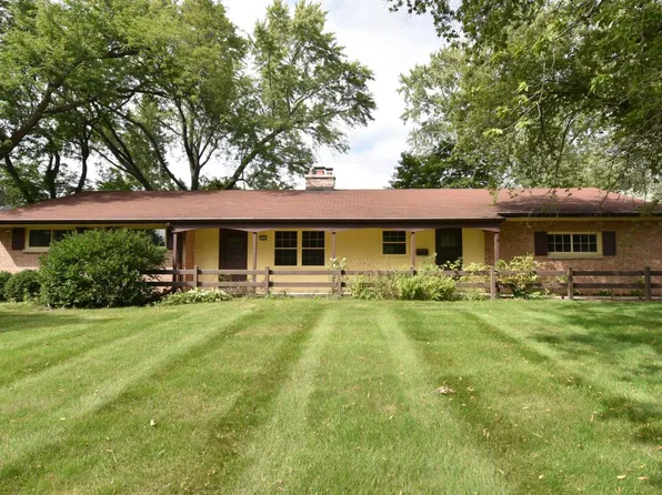 306 Heidel ROAD, Thiensville, WI 53092