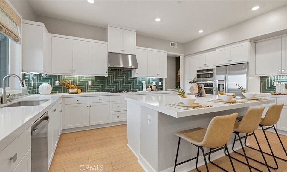 1st image of 26729 Greylock Ln #201