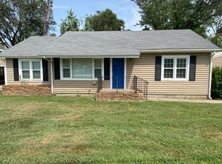 1302 Bella Vista Rd, Bentonville, AR 72712