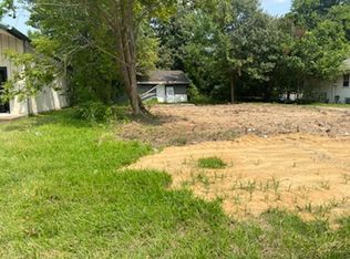 47 12th St SE, Paris, TX 75460