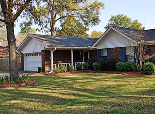 3 Fair Oaks Dr, Conway, AR 72034