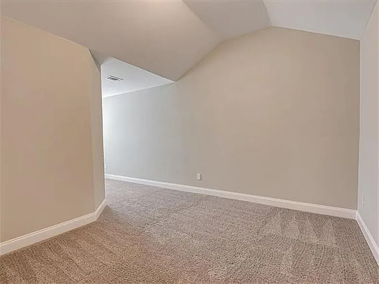 143 Canton Park Ave — Photo 10