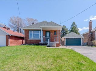 112 Irene Ave, Hamilton, ON L8G2B5