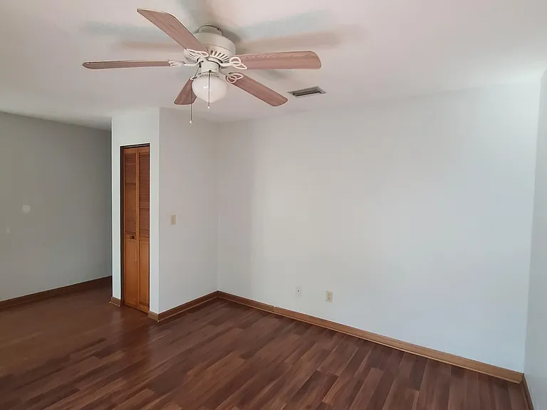 840 Center Ave #29 — Photo 3