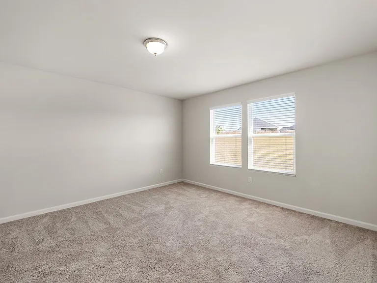 511 Whispering Creek Ave — Photo 22