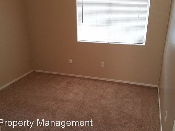 4th image of 6008 W Southgate Ave
