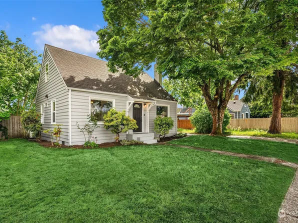 1226 121st Street S, Tacoma, WA 98444