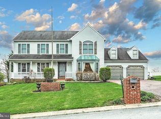 604 Kenyon Dr, Red Lion, PA 17356