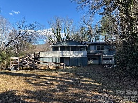 3rd image of 232 Heavenly View Dr