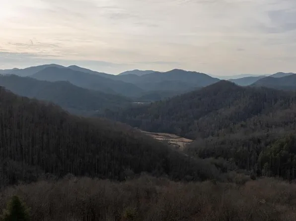 491 Otter Mountain Rd, Topton, NC 28781