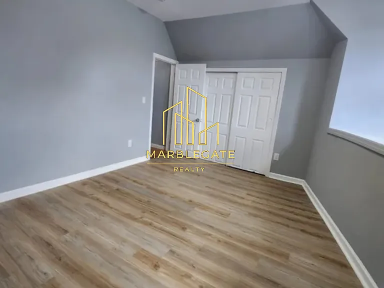201 S 11th St #3AB — Photo 3