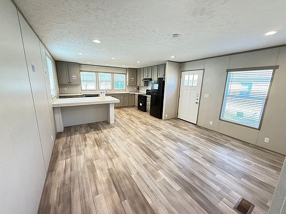 5th image of 603 63rd Ave W Lot A6