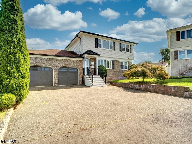 1st image of 1091 Alfieri Ct