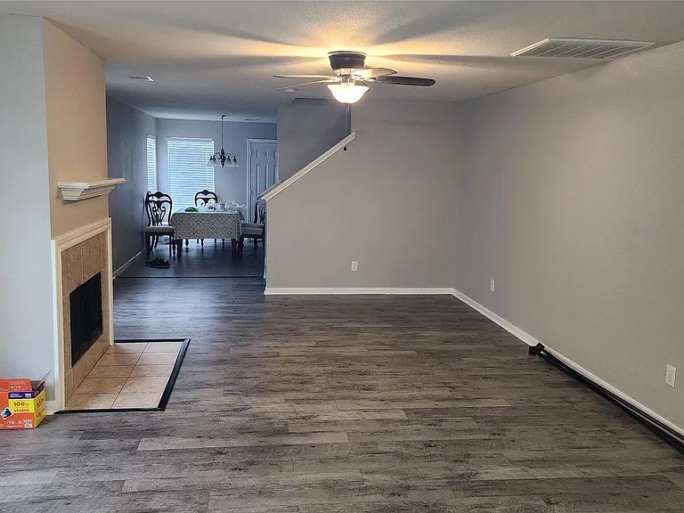 22207 Greengate Dr — Photo 8