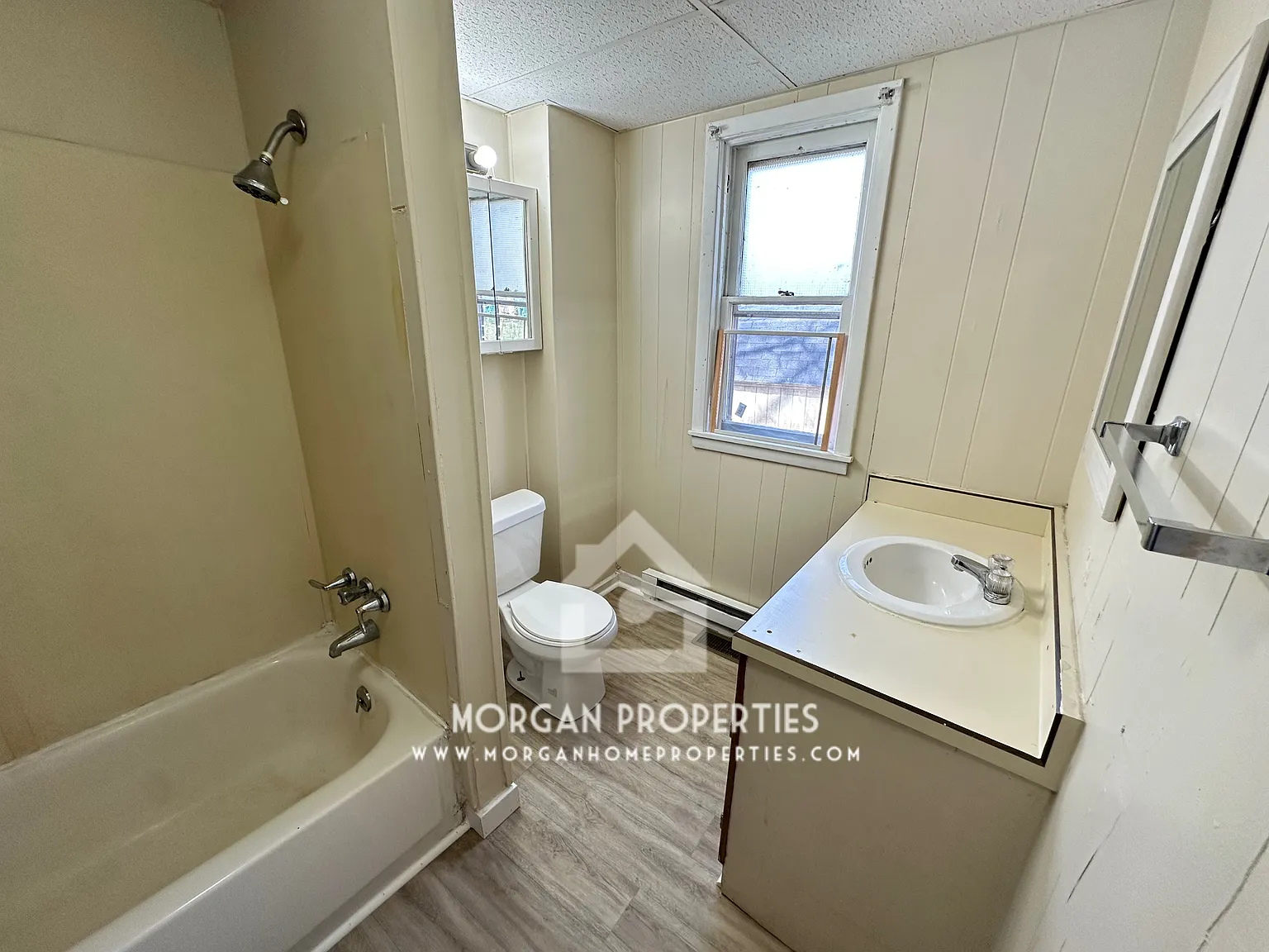 820 W Howard St Muncie - - — Photo 4