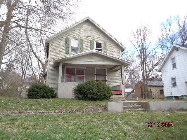 1st image of 1519 W Jefferson St