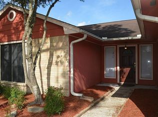 16707 Nina Dr, Friendswood, TX 77546