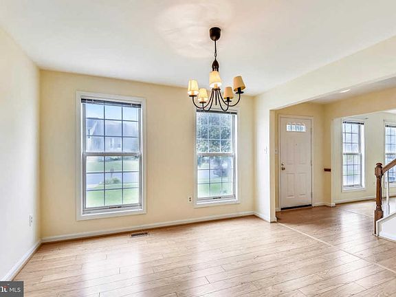 2nd image of 36 Tanterra Dr
