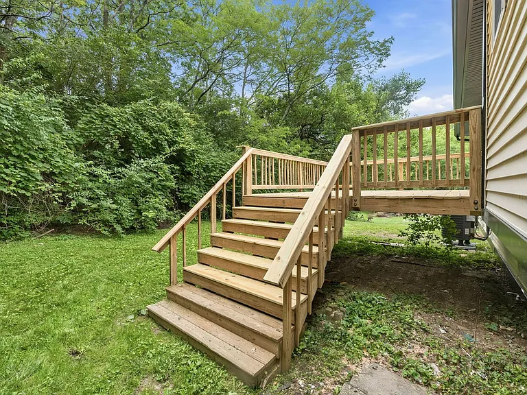 4321 Westwood Northern Blvd — Photo 40